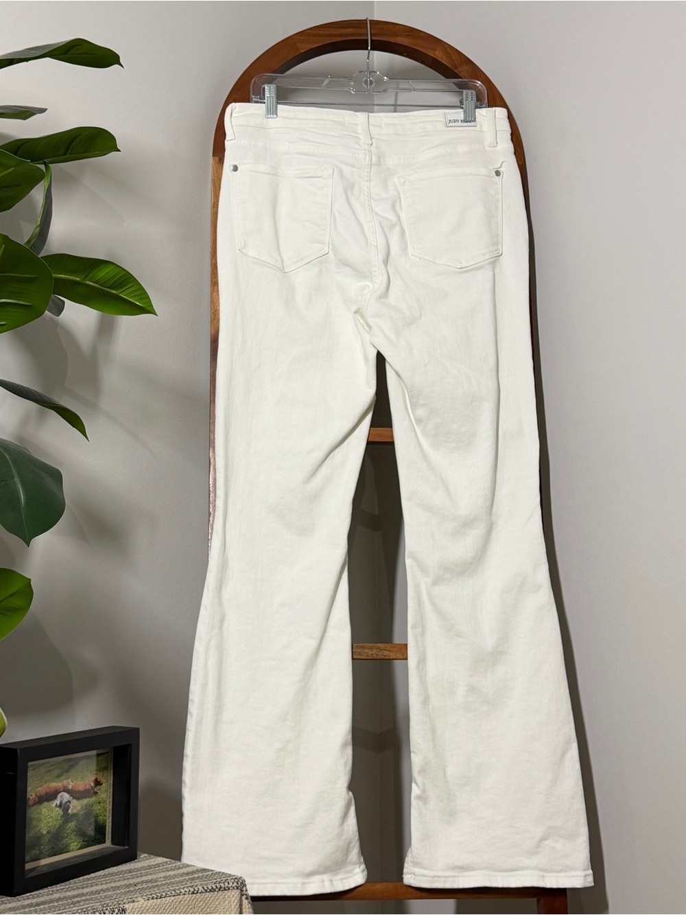 Judy Blue 13/31 White Lila Mid Rise Split Hem Bootcut Jeans NEW - Picture 3 of 12